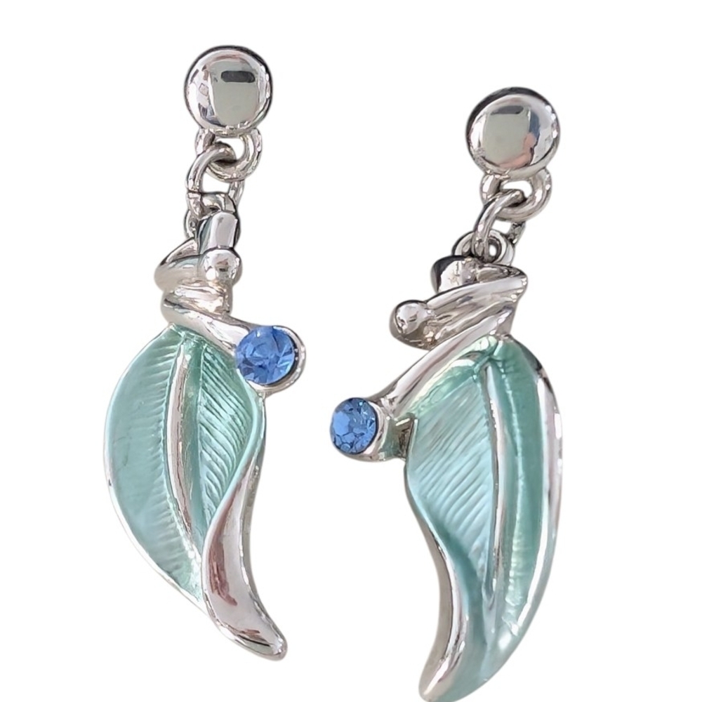 Boutique Earring Bundle | 3 Pairs | Teal Leaves, Mint Floral & Light Blue Hearts - Picture 3 of 4